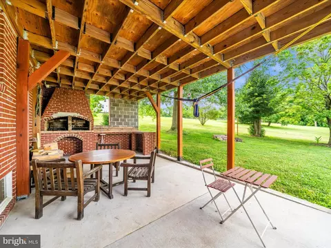 Exterior - 9523 Liberty Rd, Frederick, MD 21701 photo 6 of 12