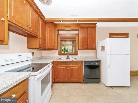 Kitchen - 9523 Liberty Rd, Frederick, MD 21701 photo 3 of 5
