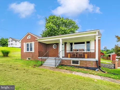 Exterior - 9523 Liberty Rd, Frederick, MD 21701 photo 10 of 12