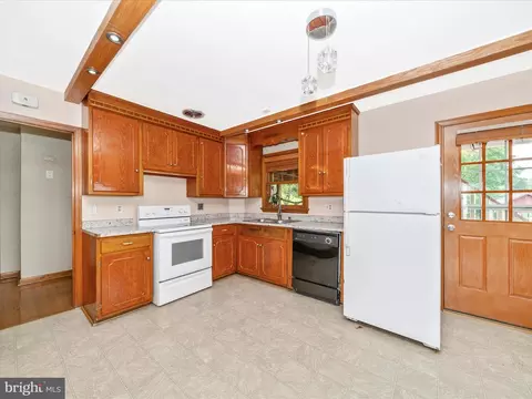 Kitchen - 9523 Liberty Rd, Frederick, MD 21701 photo 2 of 5