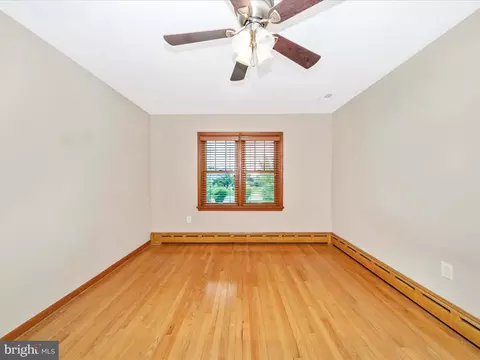 Bedroom - 9523 Liberty Rd, Frederick, MD 21701 photo 5 of 10