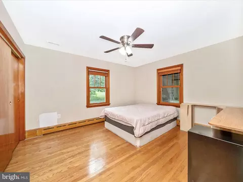 Bedroom - 9523 Liberty Rd, Frederick, MD 21701 photo 6 of 10