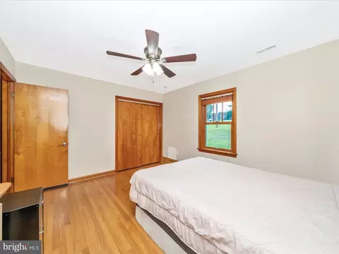 Bedroom - 9523 Liberty Rd, Frederick, MD 21701 photo 9 of 10