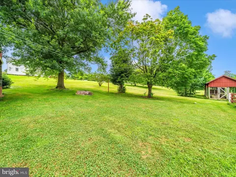 Exterior - 9523 Liberty Rd, Frederick, MD 21701 photo 8 of 12