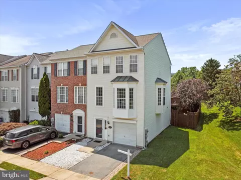 2441 Wynfield Ct, Frederick, MD 21702 photo 2