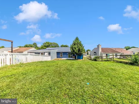 Exterior - 823 Chadwick Cir, Frederick, MD 21701 photo 5 of 9