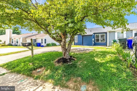 Exterior - 823 Chadwick Cir, Frederick, MD 21701 photo 2 of 9
