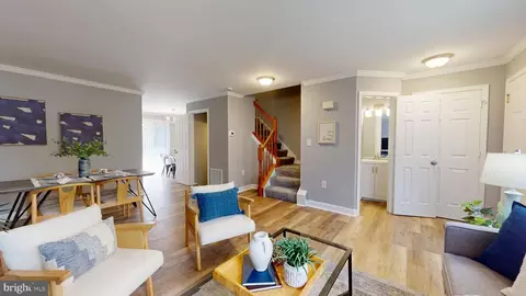 9255 Ridgefield Cir, Frederick, MD 21701 photo 4