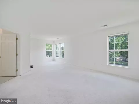 Living - 1721 Dearbought Dr, Frederick, MD 21701 photo 7 of 9