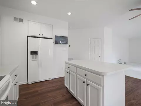 Entry Way - 1721 Dearbought Dr, Frederick, MD 21701 photo 1 of 2