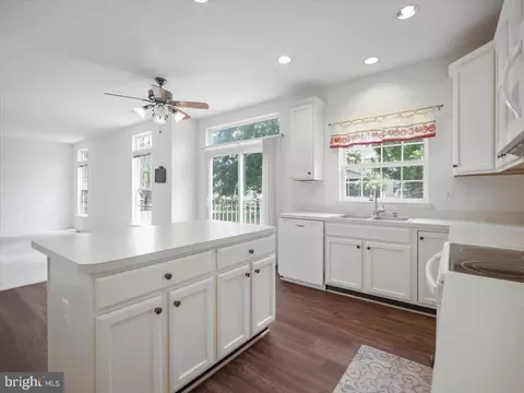 Kitchen - 1721 Dearbought Dr, Frederick, MD 21701 photo 1 of 3