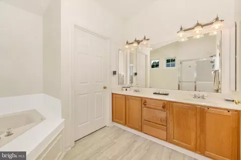 95 Burnside Ct, Frederick, MD 21702 photo 18