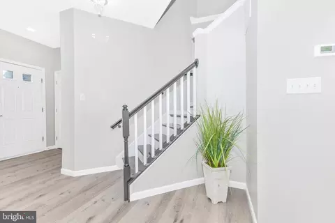 Entry Way - 1706 Emory St, Frederick, MD 21701 photo 3 of 4