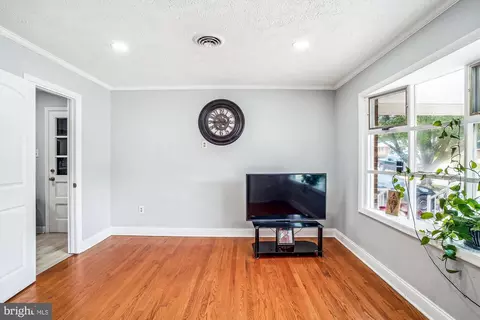 702 Midway Dr, Frederick, MD 21701 photo 21