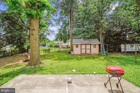 702 Midway Dr, Frederick, MD 21701 photo 9