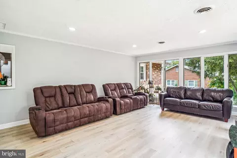 702 Midway Dr, Frederick, MD 21701 photo 27