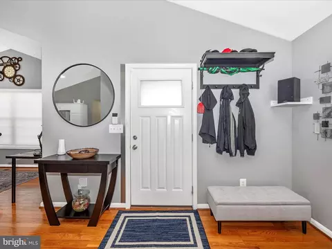 8 3rd Ave, Brunswick, MD 21716 photo 3