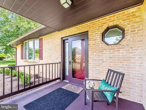 Exterior - 5018 Camelback Ln, Frederick, MD 21703 photo 2 of 9