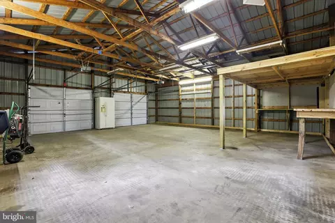 Exterior - 6220 Fulmer Rd, Frederick, MD 21703 photo 4 of 8