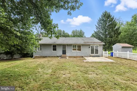 Exterior - 6220 Fulmer Rd, Frederick, MD 21703 photo 5 of 8