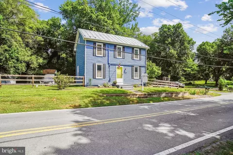 6230 Manor Woods Rd, Frederick, MD 21703