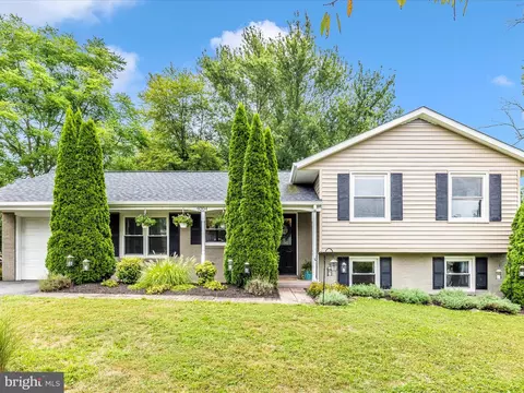 9204 Oak Tree Cir, Frederick, MD 21701 photo 8