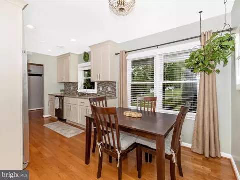 9204 Oak Tree Cir, Frederick, MD 21701 photo 18