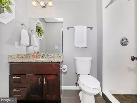 9204 Oak Tree Cir, Frederick, MD 21701 photo 28