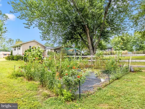 9204 Oak Tree Cir, Frederick, MD 21701 photo 50