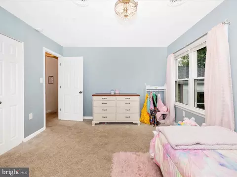 9204 Oak Tree Cir, Frederick, MD 21701 photo 32