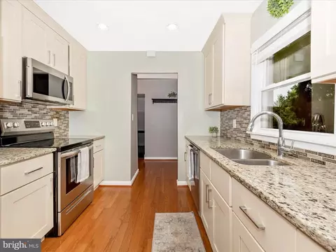 9204 Oak Tree Cir, Frederick, MD 21701 photo 15