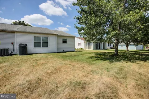 Exterior - 5671 Crabapple Dr, Frederick, MD 21703 photo 4 of 6