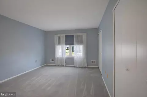 Bedroom - 5671 Crabapple Dr, Frederick, MD 21703 photo 4 of 4