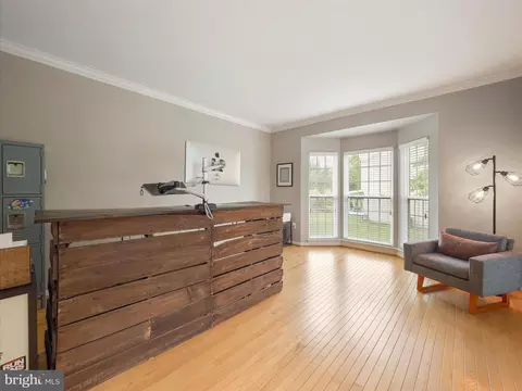 Living - 3 N Pointe Ter, Middletown, MD 21769 photo 4 of 5