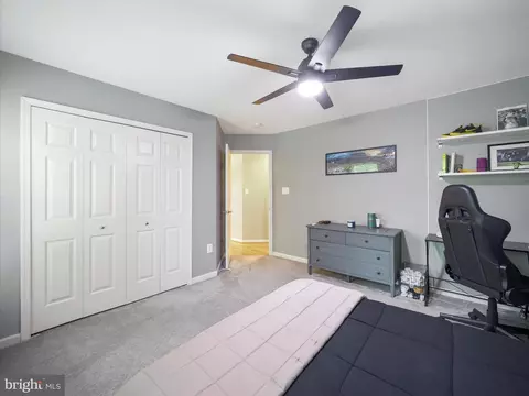 Bedroom - 3 N Pointe Ter, Middletown, MD 21769 photo 5 of 10