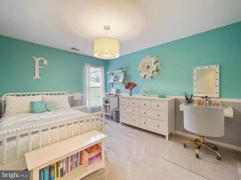 Bedroom - 3 N Pointe Ter, Middletown, MD 21769 photo 6 of 10