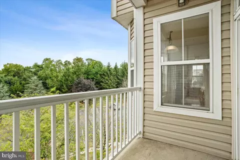 Exterior - 2250 Bear Den Rd #313, Frederick, MD 21701 photo 2 of 10