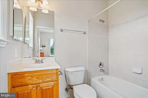 Bath - 2250 Bear Den Rd #313, Frederick, MD 21701 photo 3 of 4