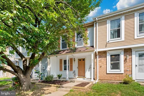 5819 Drawbridge Ct, Frederick, MD 21703