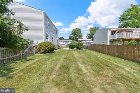 1828 Lawnview Dr, Frederick, MD 21702 photo 9