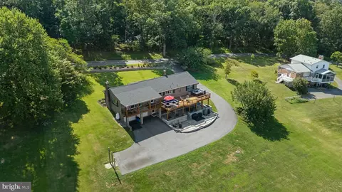View/Area - 4514 Cherry Ln, Jefferson, MD 21755 photo 11 of 12