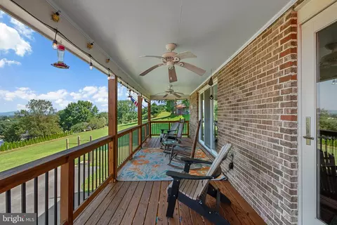 Exterior - 4514 Cherry Ln, Jefferson, MD 21755 photo 10 of 25