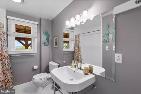 Bath - 4514 Cherry Ln, Jefferson, MD 21755 photo 7 of 7