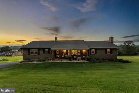 Exterior - 4514 Cherry Ln, Jefferson, MD 21755 photo 16 of 25