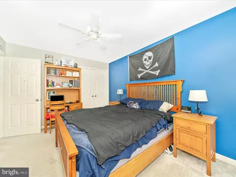 Bedroom - 2529 Waterside Dr, Frederick, MD 21701 photo 6 of 10