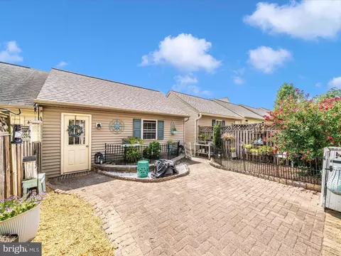 Exterior - 2529 Waterside Dr, Frederick, MD 21701 photo 8 of 17