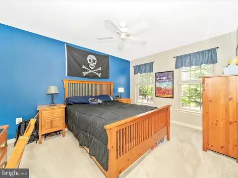 Bedroom - 2529 Waterside Dr, Frederick, MD 21701 photo 7 of 10