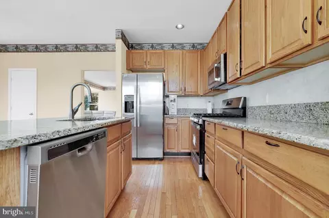 127 Norwick Ct, Frederick, MD 21702 photo 9