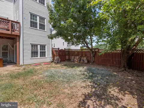 Exterior - 930 Mosby Dr, Frederick, MD 21701 photo 7 of 8