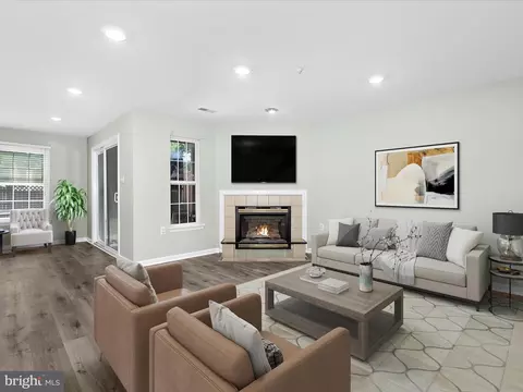 Living - 930 Mosby Dr, Frederick, MD 21701 photo 9 of 9